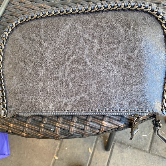 Madison west grey faux leather crossbody with wristlet option. NWT metallic trim - Picture 6 of 7